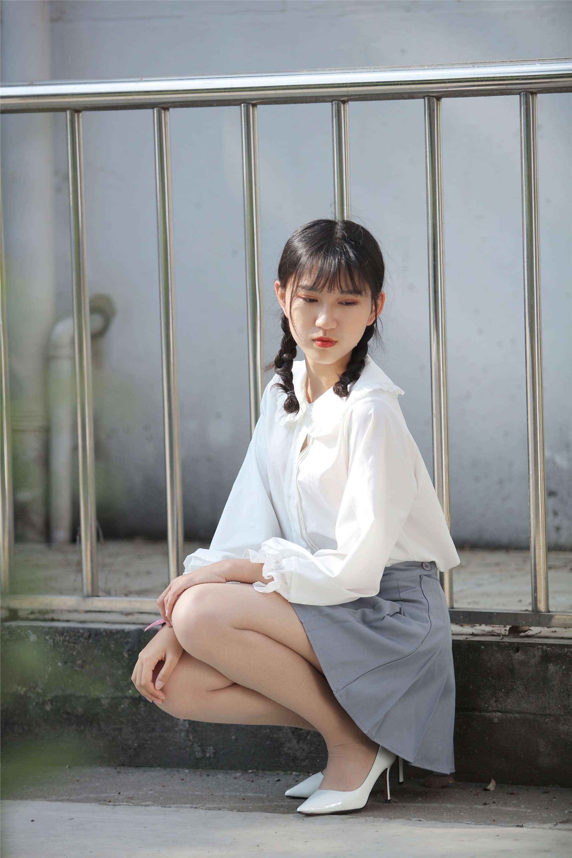 奈丝写真 NO.072 小橙子 扎马尾辫 穿白褶裙